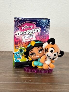 Disney Doorables Ticket to Fun
